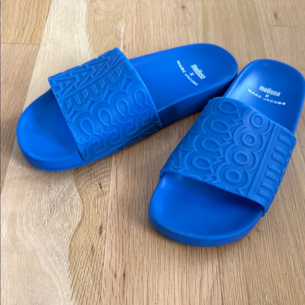 Melissa + Marc Jacobs Slide Sandals- size 9